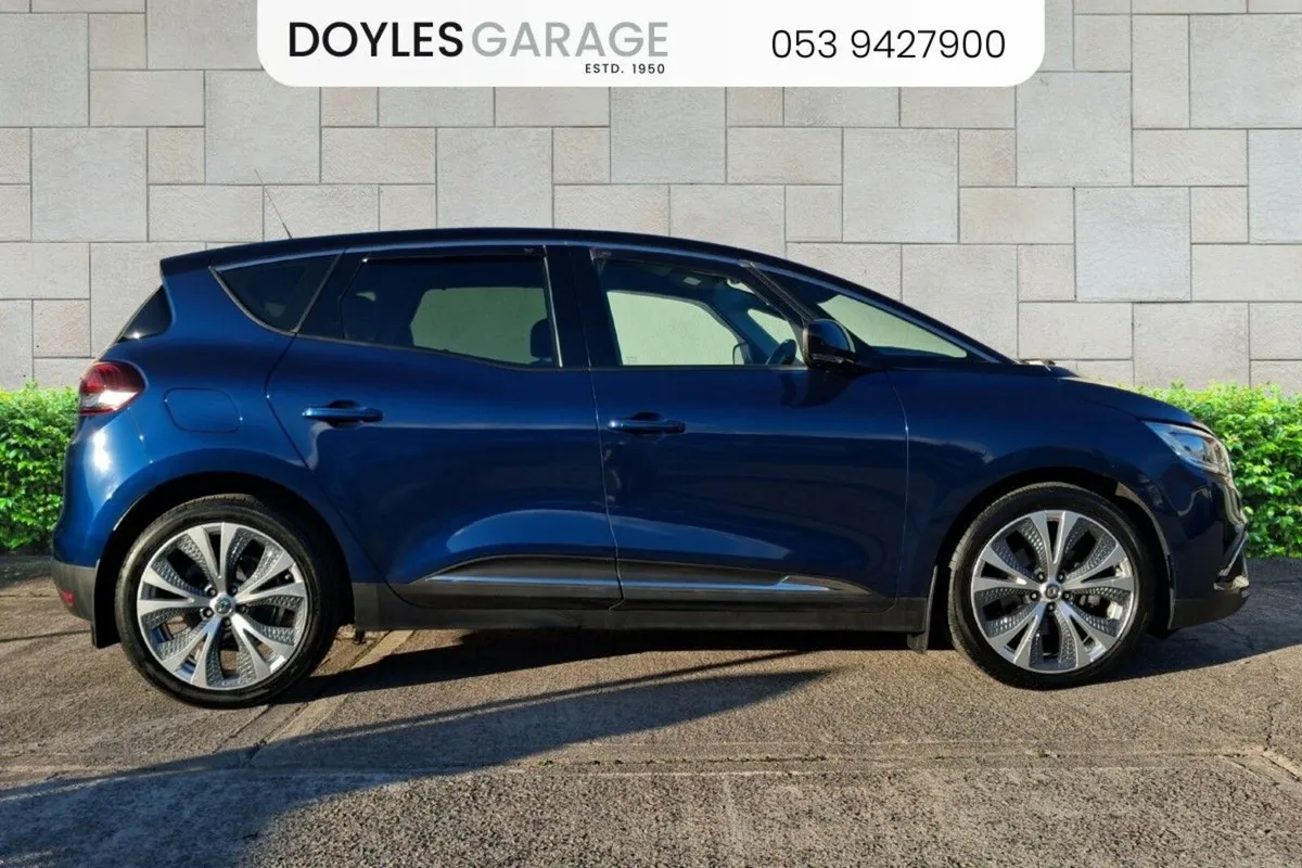 Renault Scenic dynamique 1.5 dCi Diesel 110bhp - Image 2