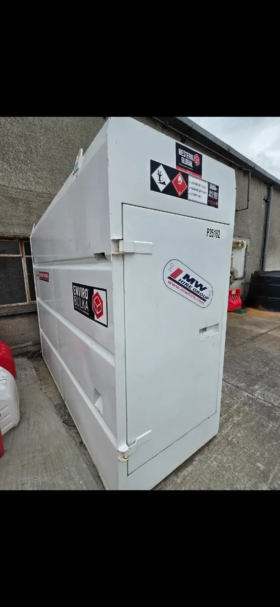 Diesel fuel tank - Image 2