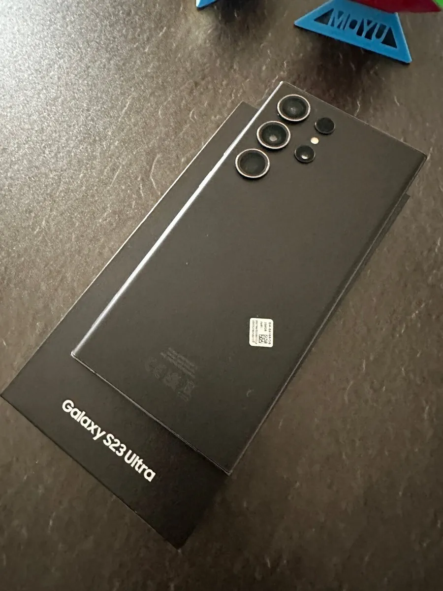 S23 Ultra With Samsung Watch4 - Image 1