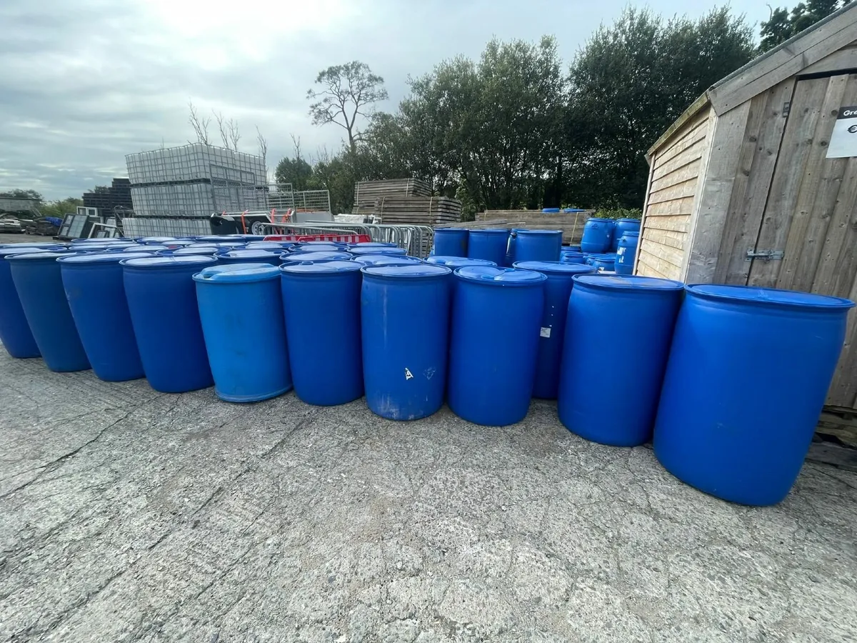 200L blue barrels - Image 1