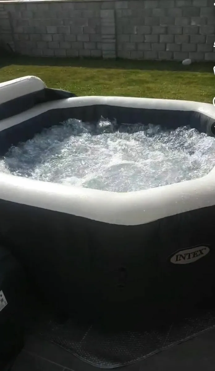 Intex Inflatable 4 Person Hot Tub - Image 2