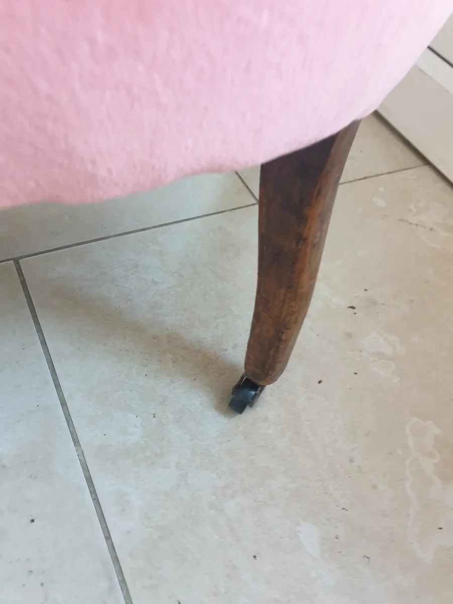 Antique spoonback ladies chair - Image 4