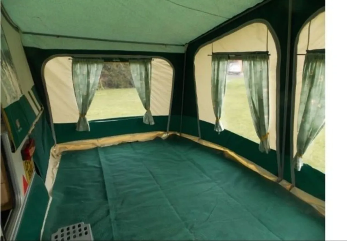 Folding Camper - Image 4