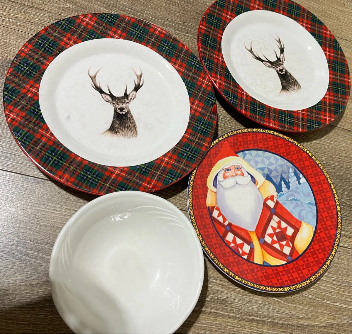 4 plates together €10 - Image 2