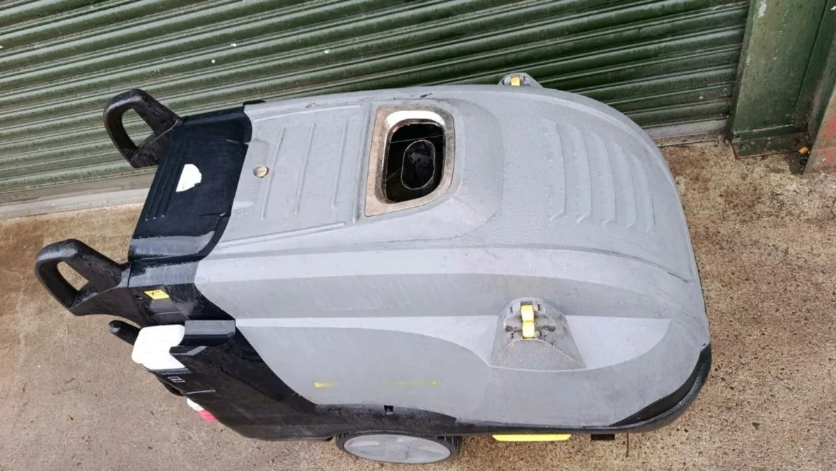 Karcher hds 10/20 hot washer - Image 2