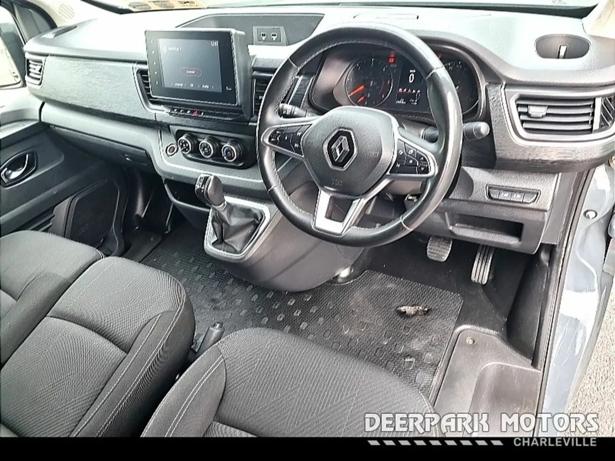 Renault Trafic TRAFIC LL30  DCI 170 AUTO Price exc - Image 4