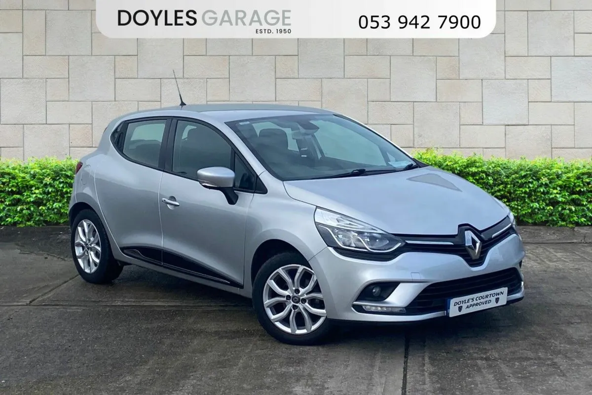 Renault Clio Dynamique 1.0 Petrol 90bhp - Image 1