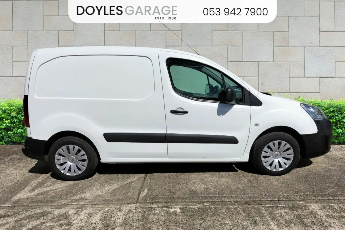 Citroen Berlingo LX 1.6 Blue HDi Diesel 75bhp 625k - Image 2
