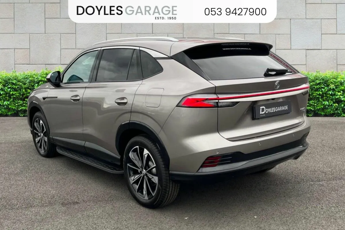 MG HS Exclusive Plug-in Hybrid 2WD - Image 3