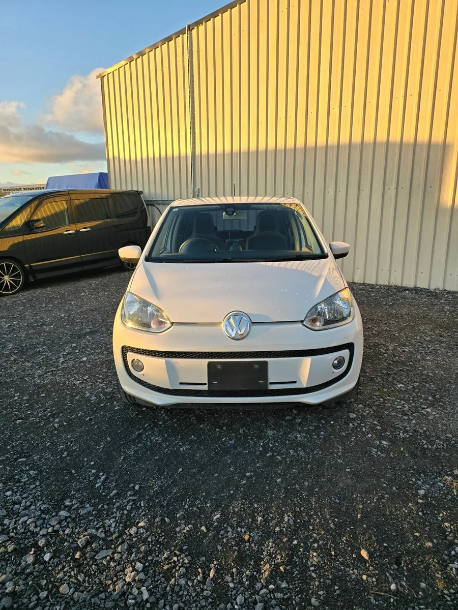 2015 Volkswagen UP! - Image 3