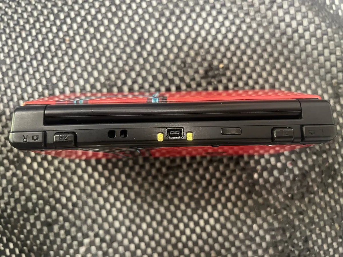 New Nintendo 3DS - Image 4