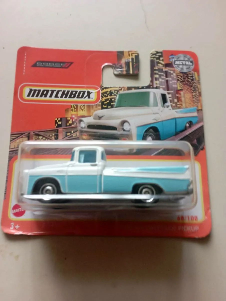 MATCHBOX  DIECAST MODLES 1-64 SCALES - Image 4