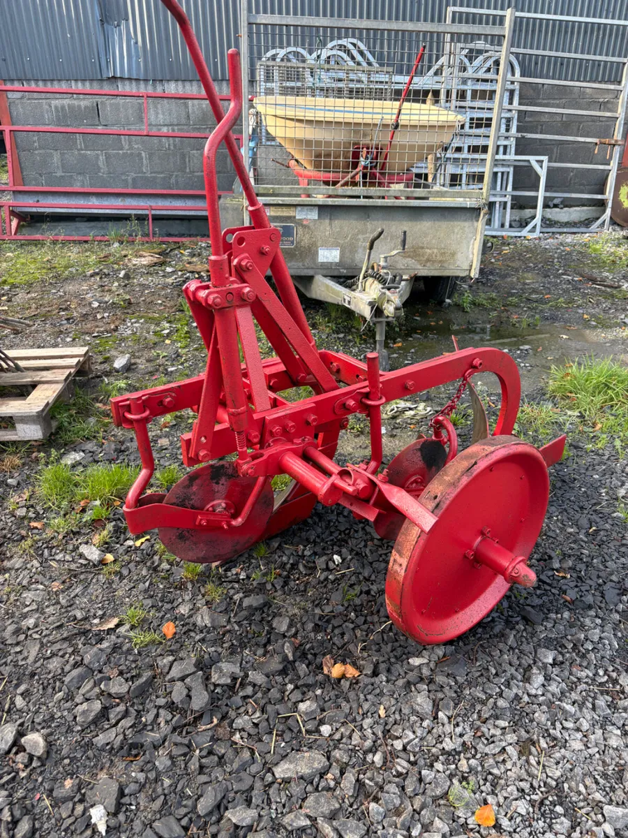 David Brown plough - Image 2