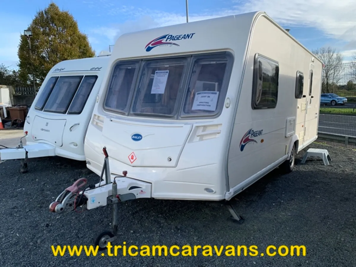 2007 Bailey Pageant Champagne 4 Berth - Image 1