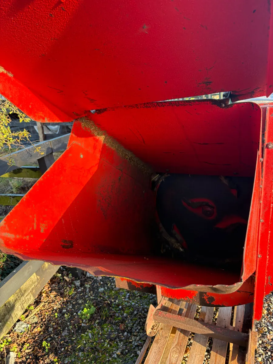 Strawblower - Image 2