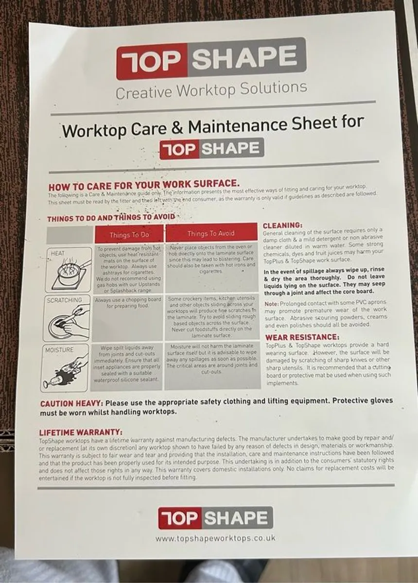 Kitchen worktop - Image 1