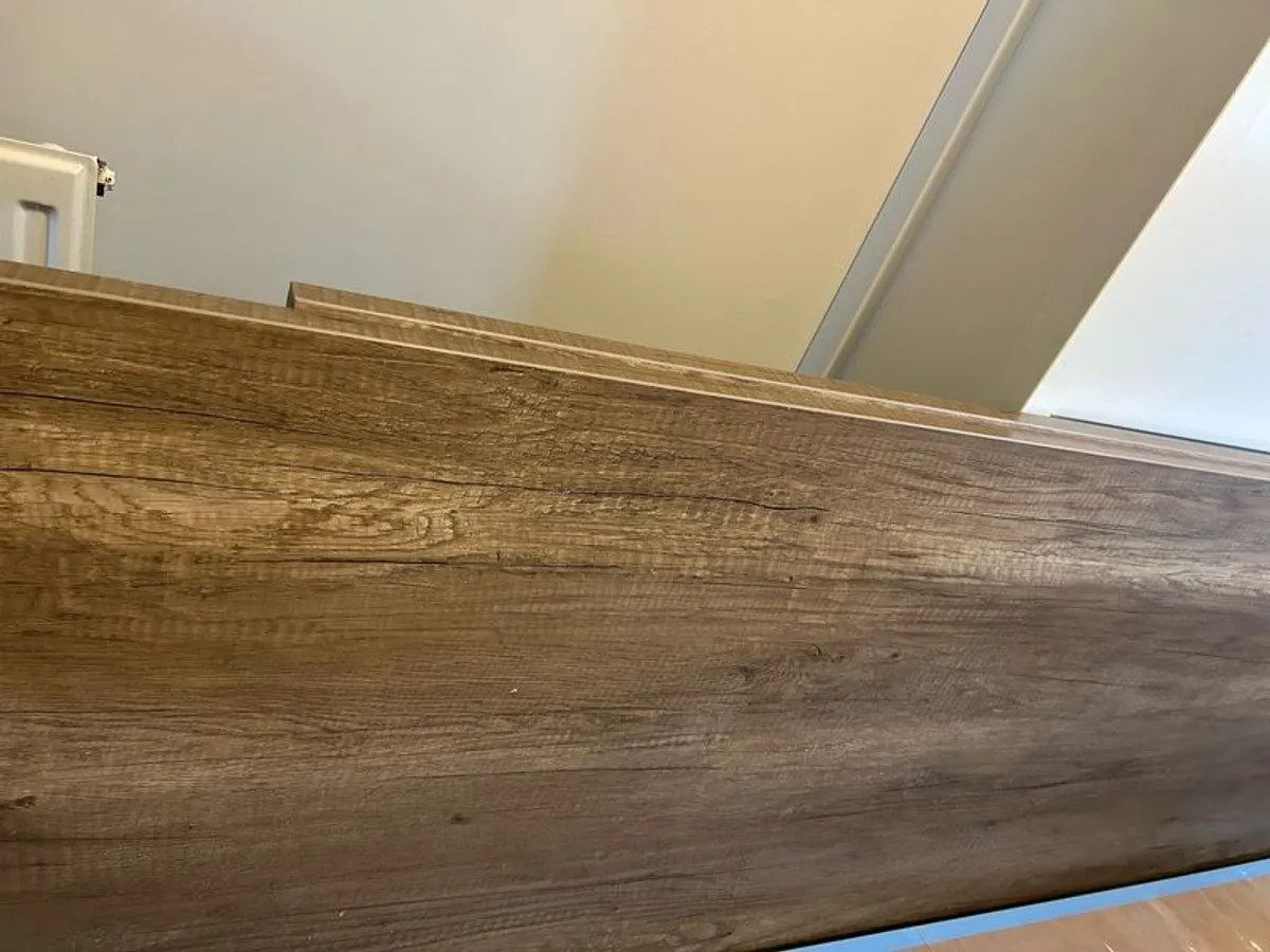 Kitchen worktop - Image 2