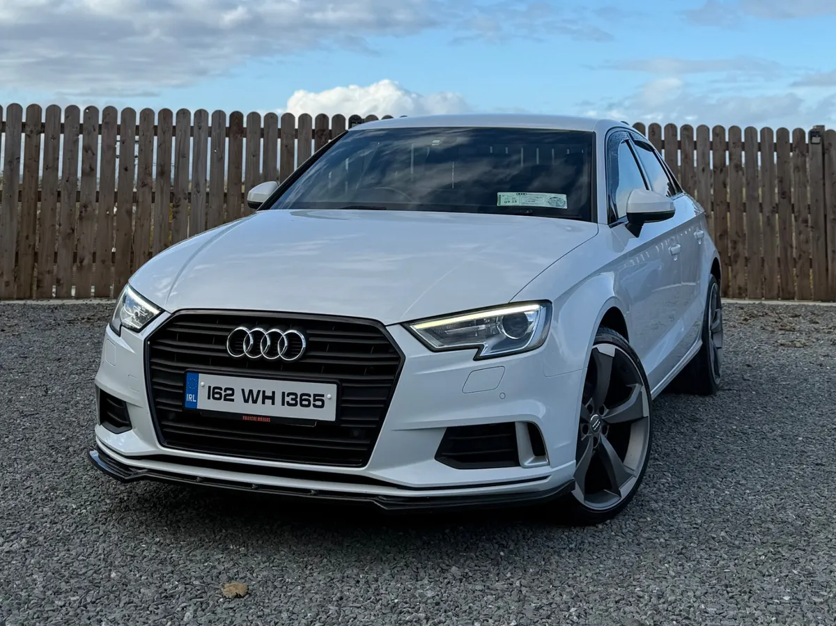 AUDI A3 SALOON SPORT PEARL WHITE - Image 2