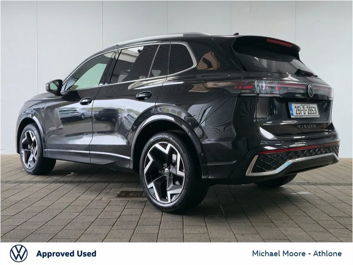 Volkswagen Tiguan R-line 2.0 TDI 150BHP Life DSG - Image 3
