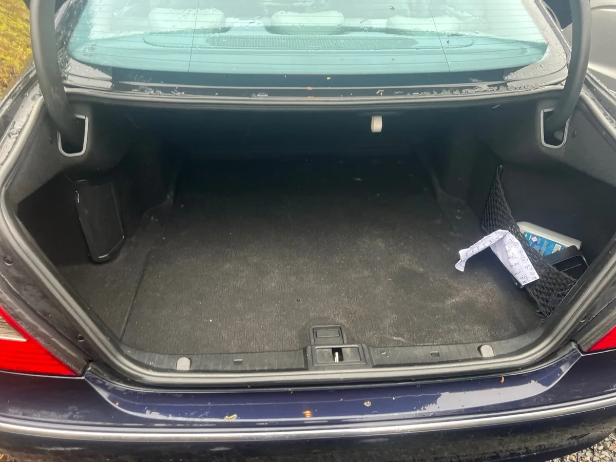 Benz E-Class. - Image 3