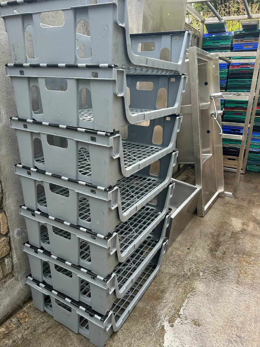 Stackable grey storage crates - Image 4