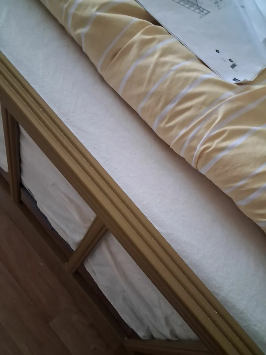 Kingsize bed - Image 3