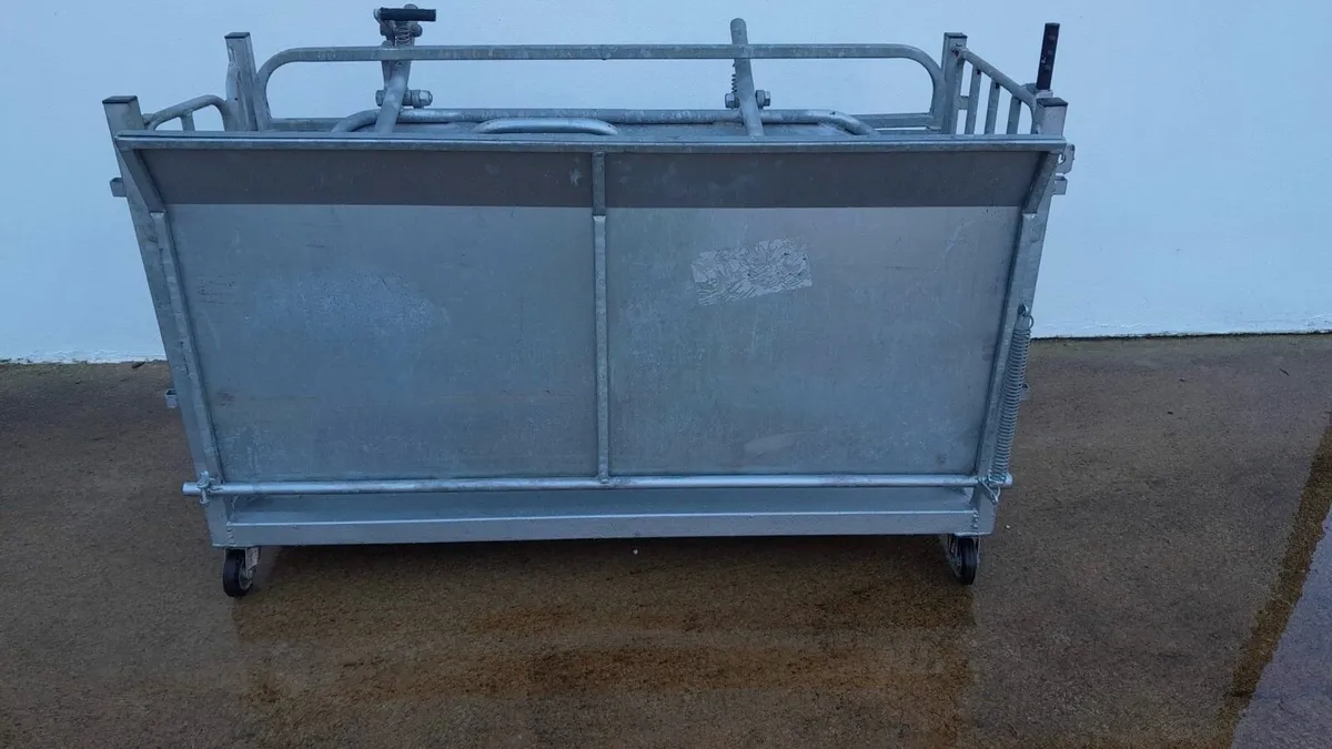 Cormac Rollover Crate - Image 3