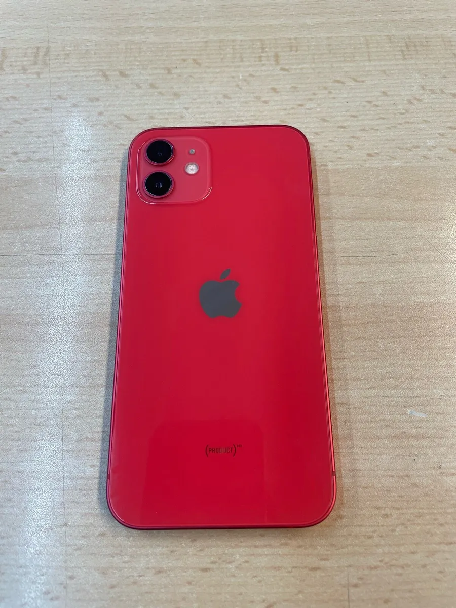 iPhone 12 Red