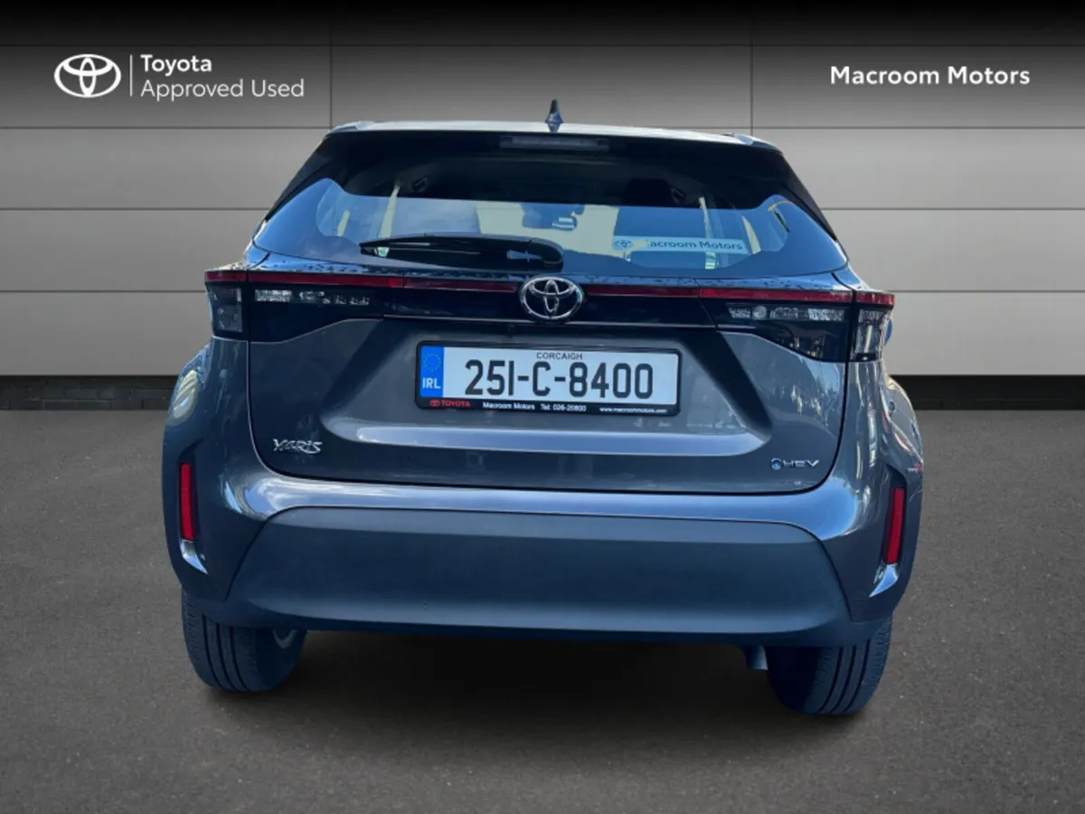 Toyota Yaris Cross YARIS CROSS LUNA - Image 4