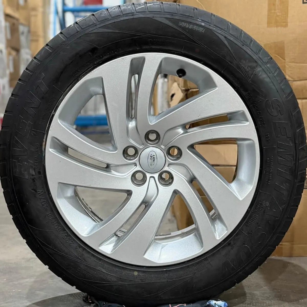 18" Genuine Range Rover Evoque Alloys & Tyres - Image 2