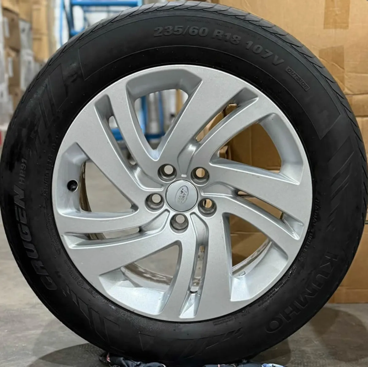18" Genuine Range Rover Evoque Alloys & Tyres - Image 4