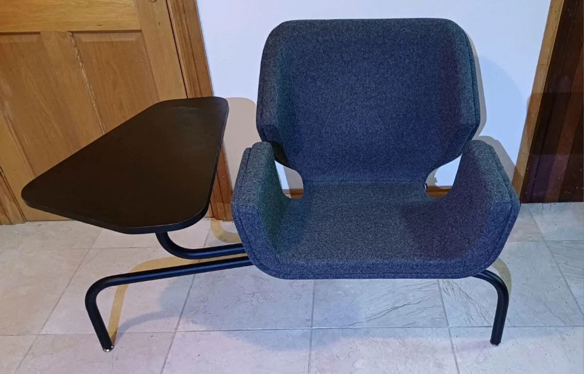 Bejot Booi Single Seater Workstation with Tablet - Image 1