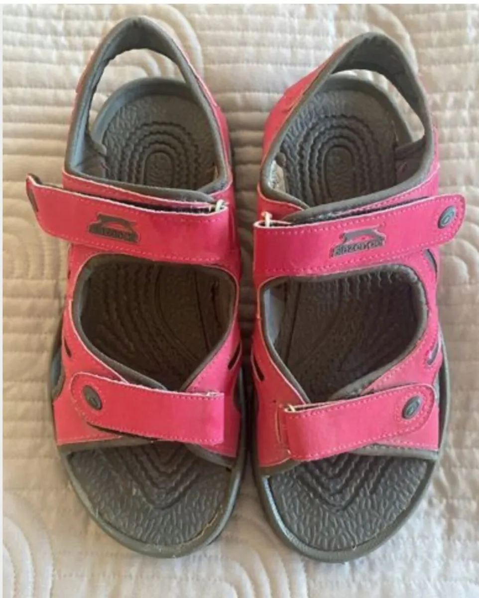 Sandals - Slazenger - Size 6UK - Image 1