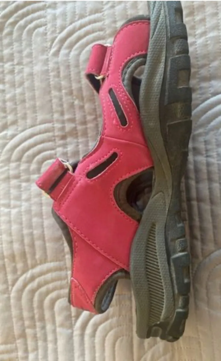 Sandals - Slazenger - Size 6UK - Image 2