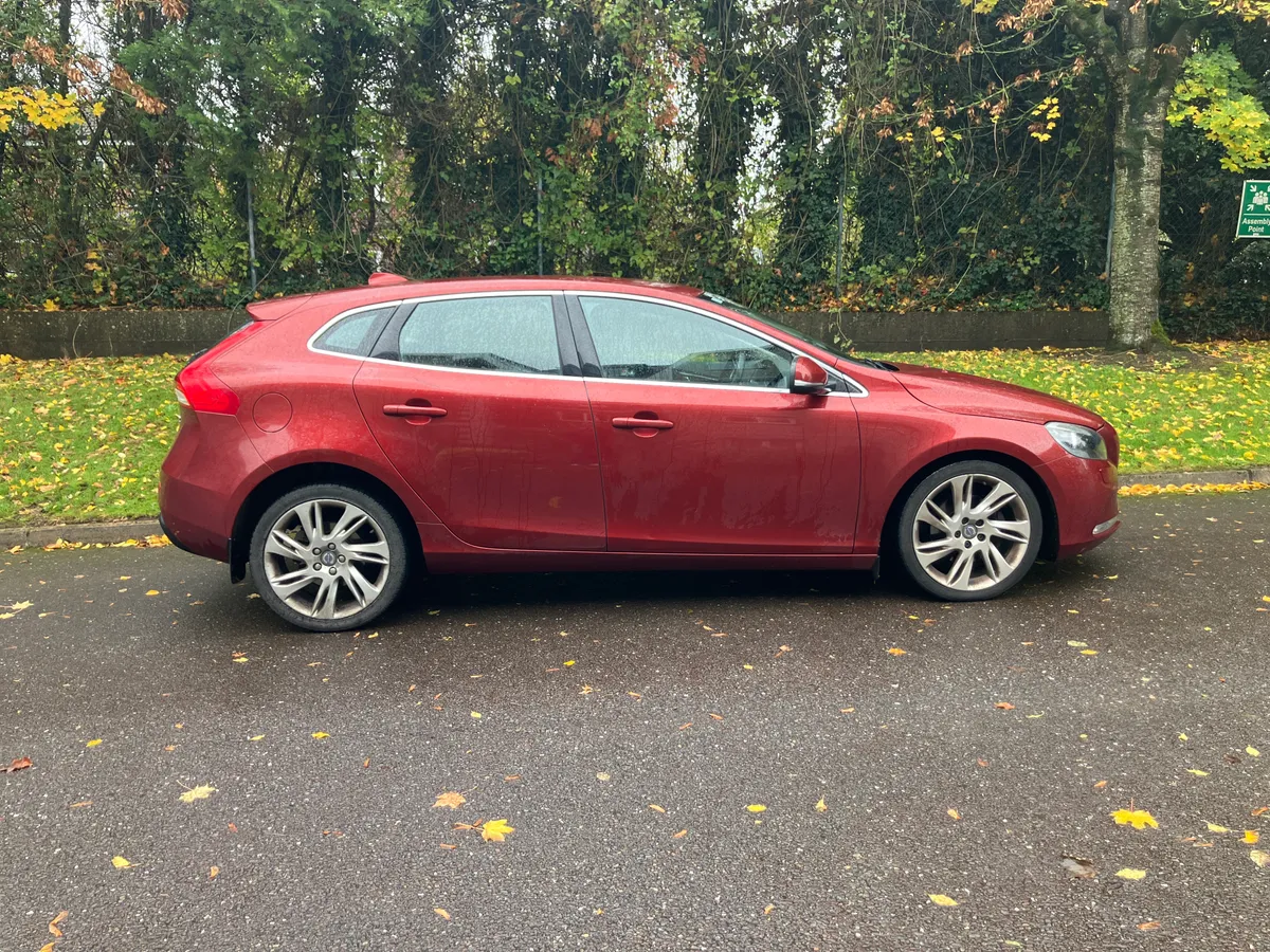 2016 VOLVO V40 2.0 DIESEL 087-2535286 - Image 3