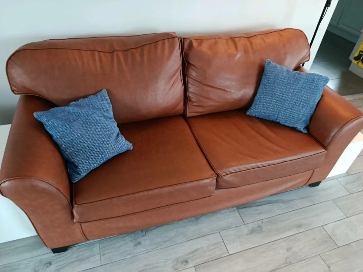 Tan leather 3 Seater Sofa - Image 1