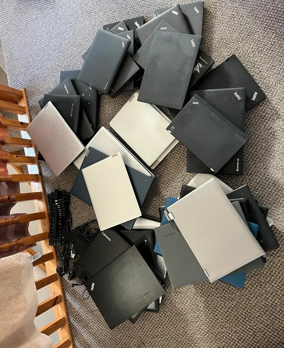 JOBLOT OF 35 Lenovo and ThinkPad laptops for parts - Image 1