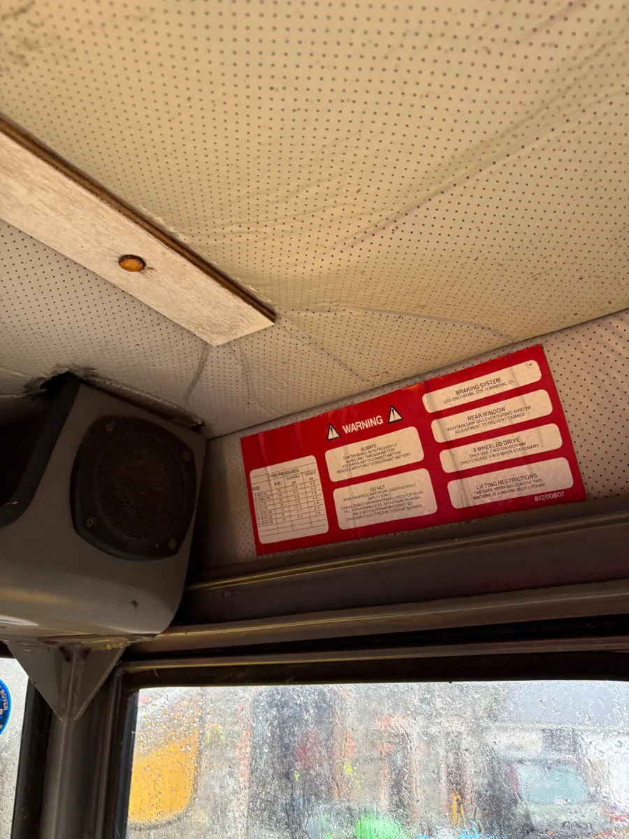 JCB 3CX Sitemaster - Image 2