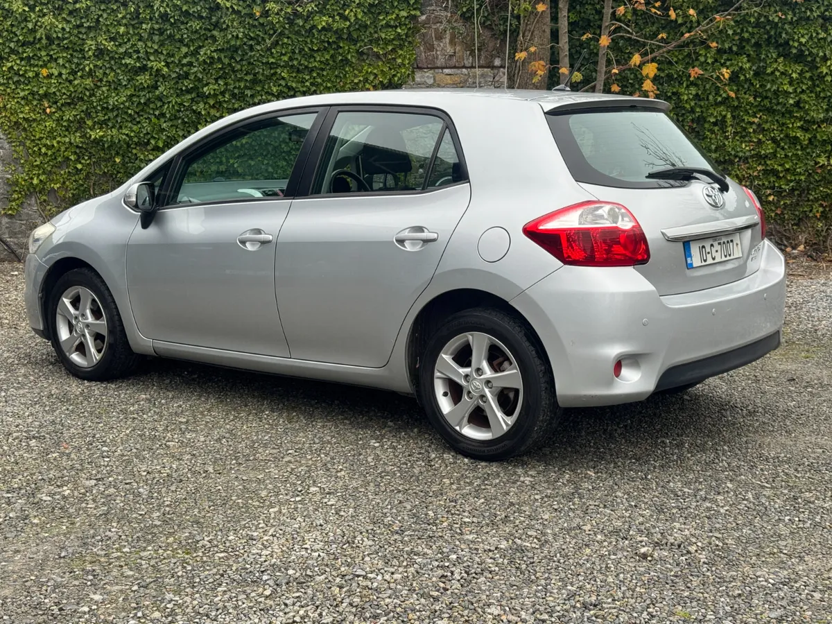 2010 Toyota Auris 1.4 D4D Previous Repair - Image 3