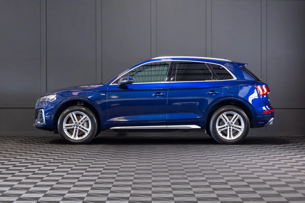 212 Audi Q5 50 TFSI-E S-Line Quattro - Image 3