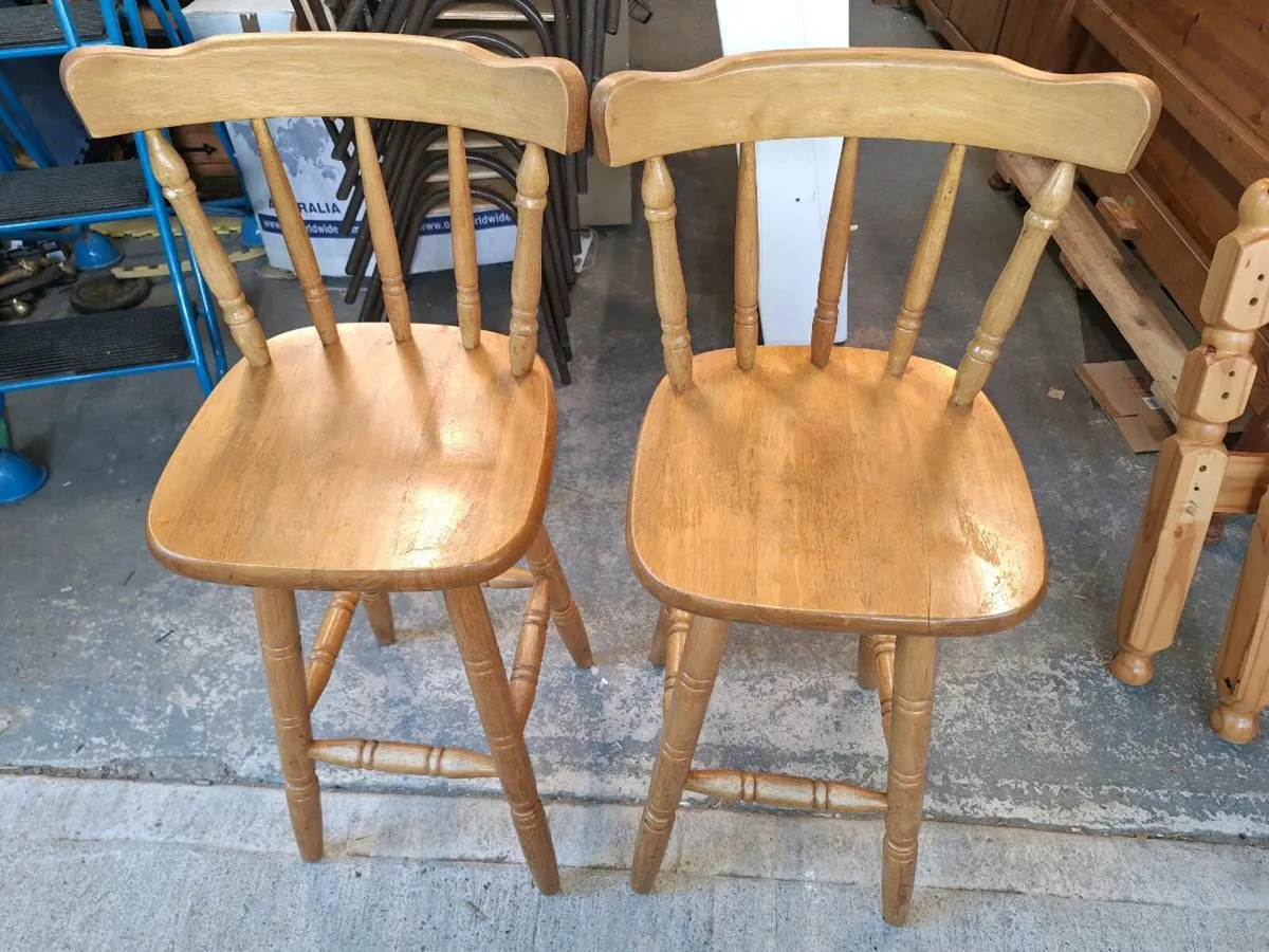 Solid wood stools (DELIVERY) - Image 2