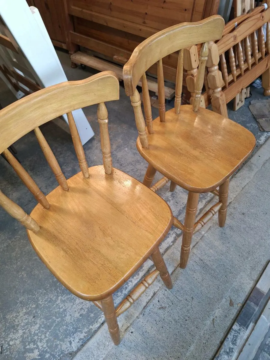 Solid wood stools (DELIVERY) - Image 3