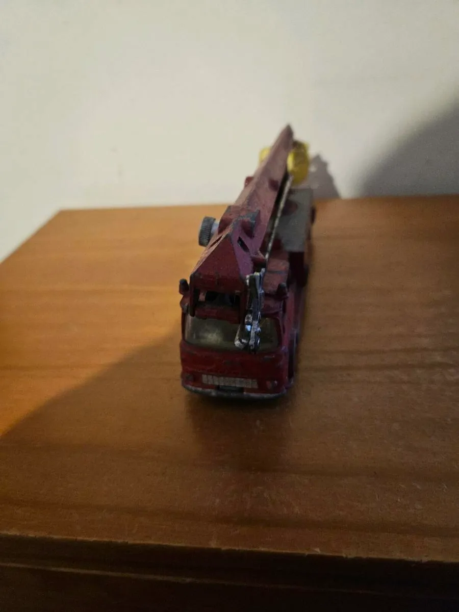 Corgi 1970's Fire Engine - Image 2