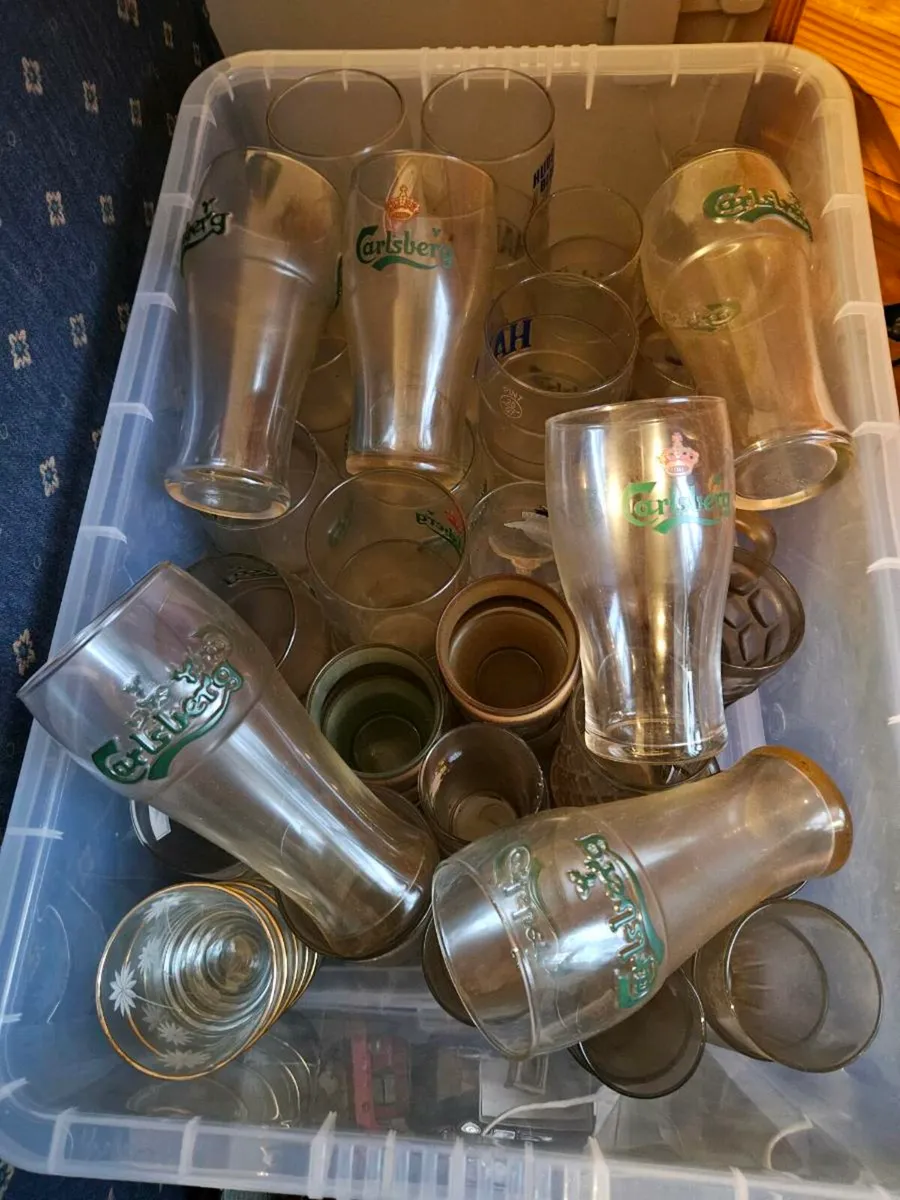 Carlsberg Guinness Harp Pint Glasses - Image 1