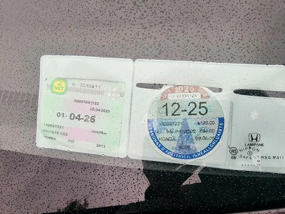 HONDA FIT 2013 HYBRID NEW SHAPE - Image 2