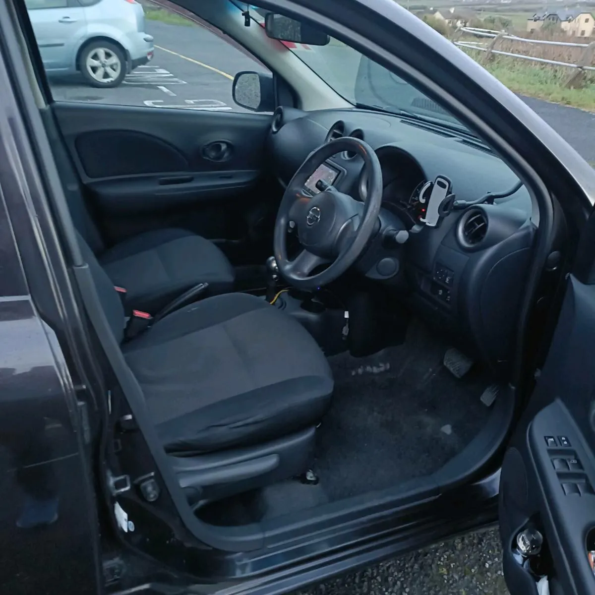 Car Nissan Micra - Image 4