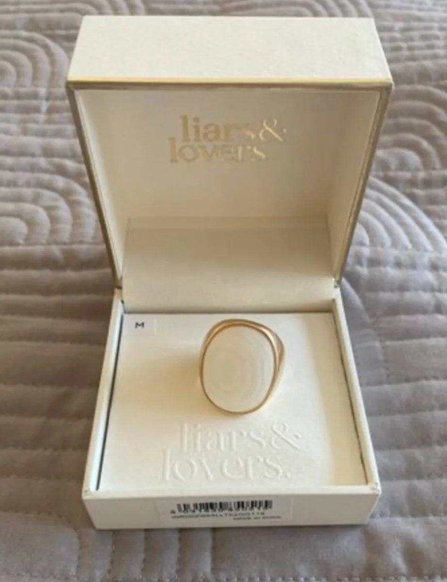 Ring - Liars and Lovers - Image 1