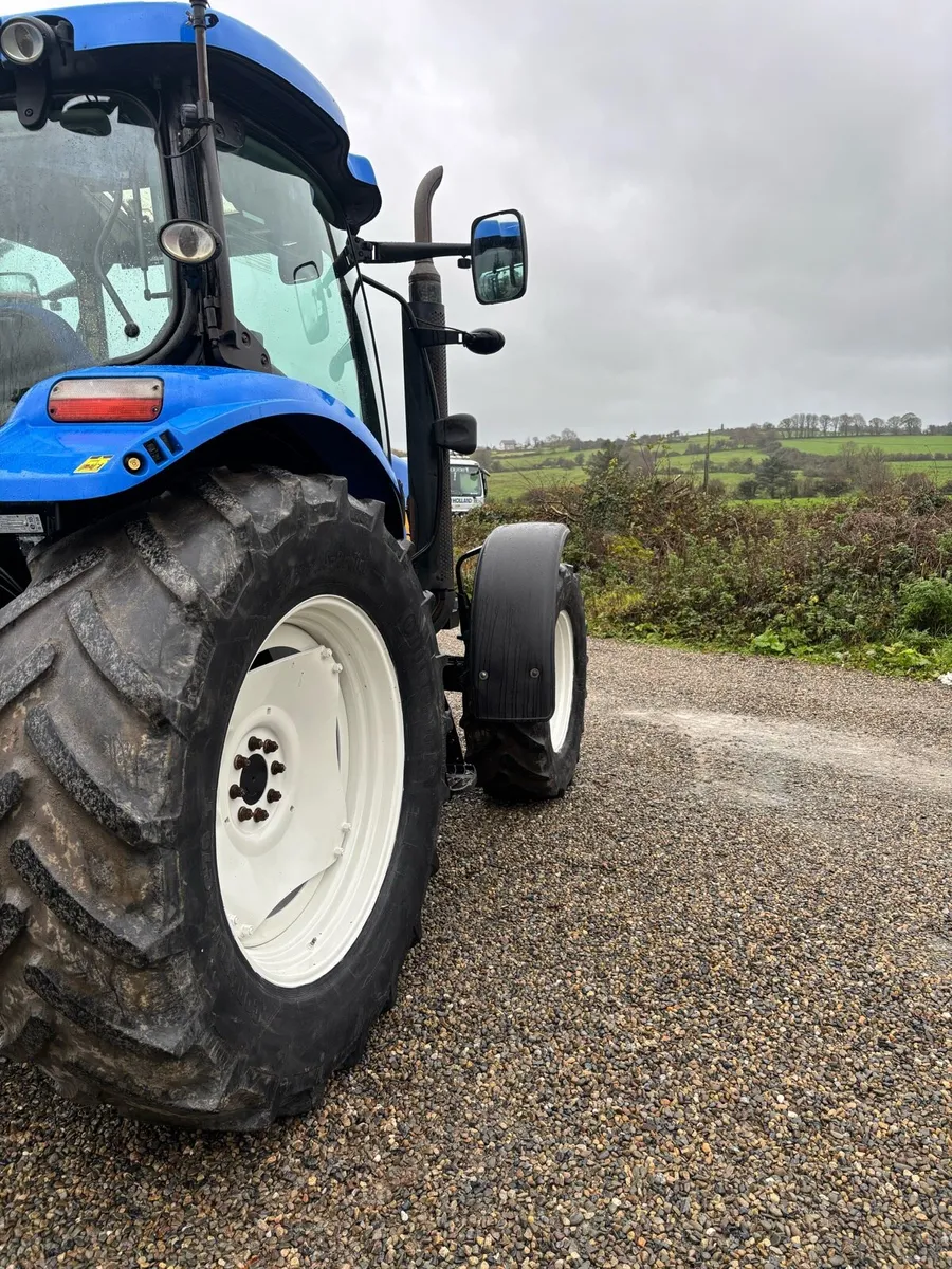 New Holland T6050 - Image 3