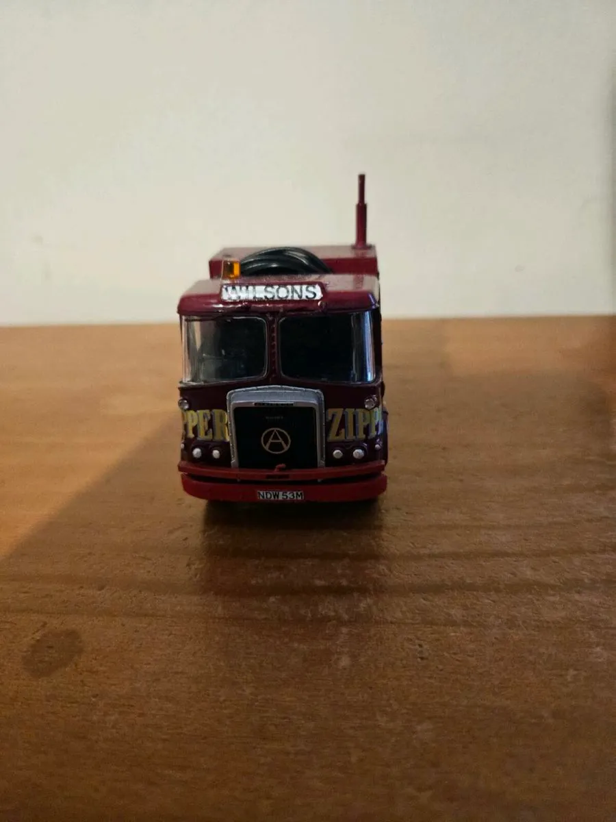 Corgi Circus Fair Ground Code3 Showmans Range - Image 2