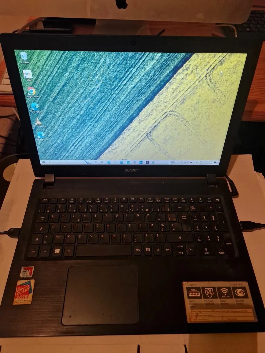 ACER Aspire 3 Laptop, 8GB Ram, 1 TB, Windows 10 - Image 1